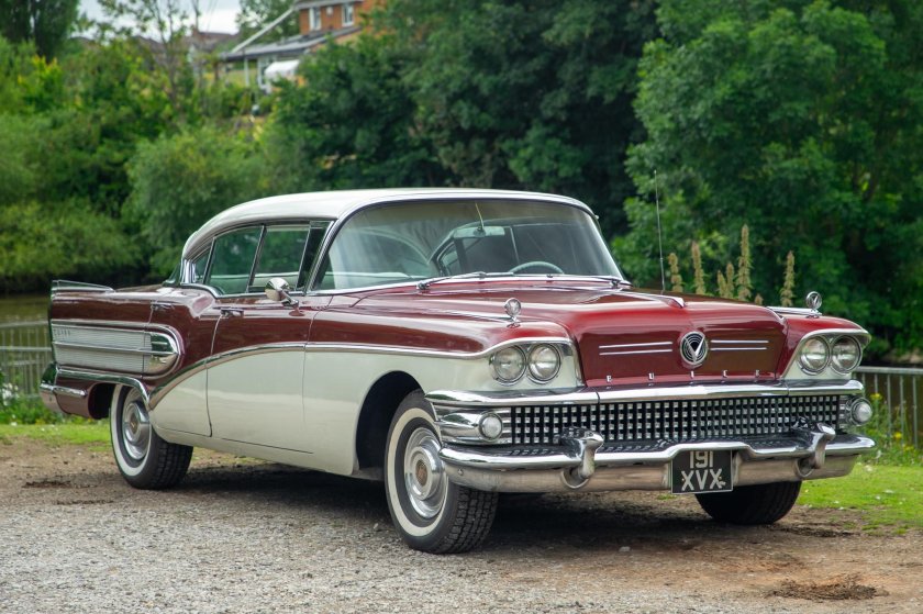 Buick roadmaster 1958
