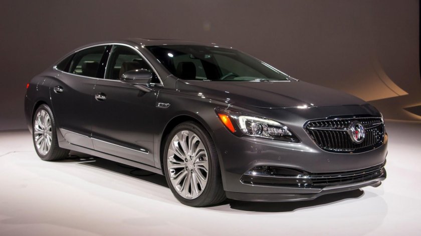 Buick Lacrosse 2022