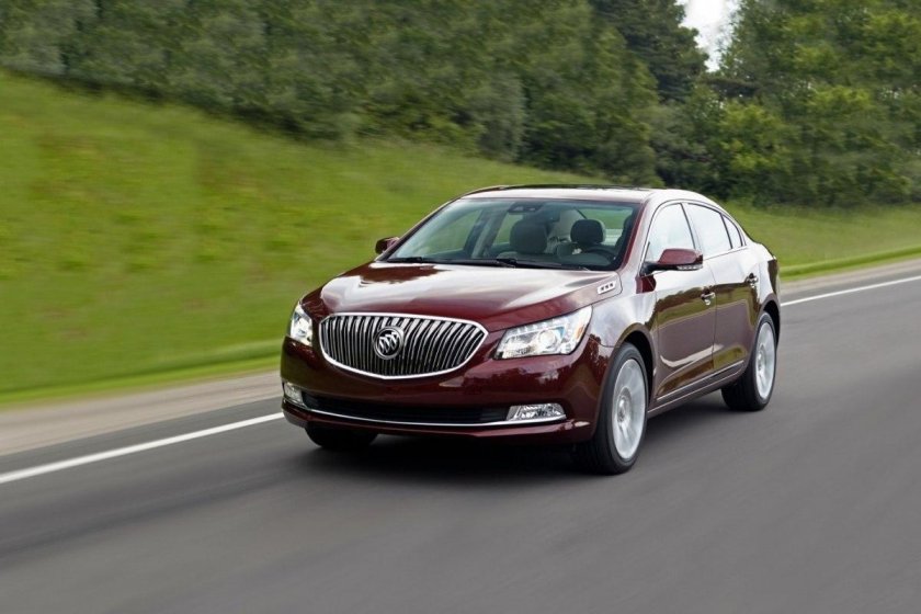Buick Lacrosse 2005