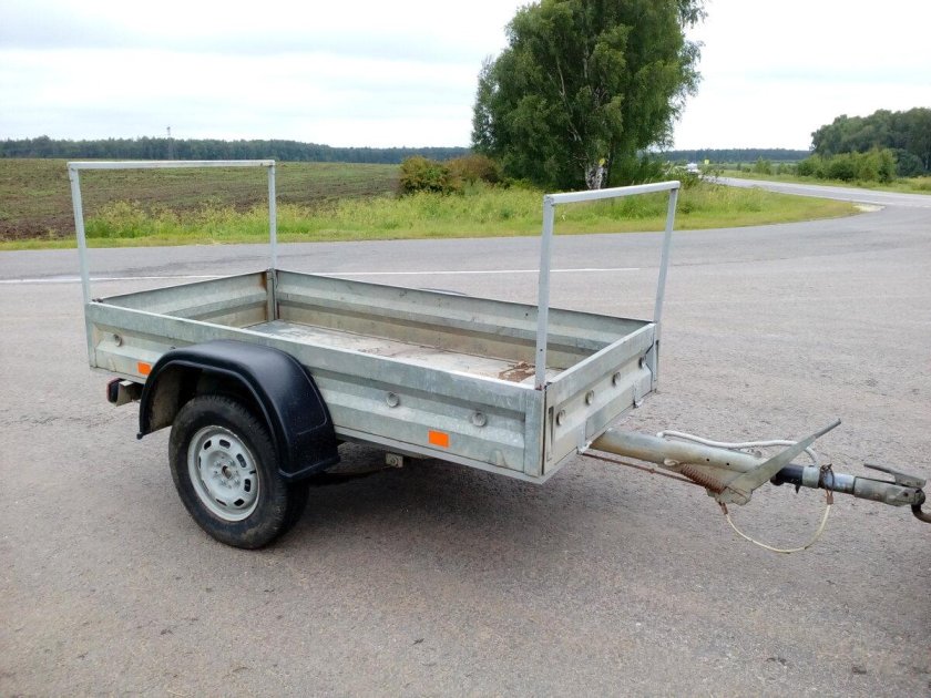 Прицеп легковой Тонар 8310