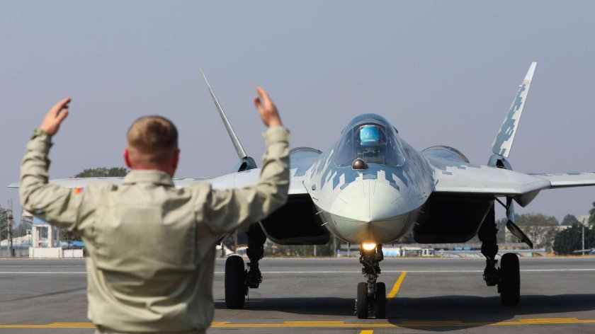 Истребитель пятого поколения су 57