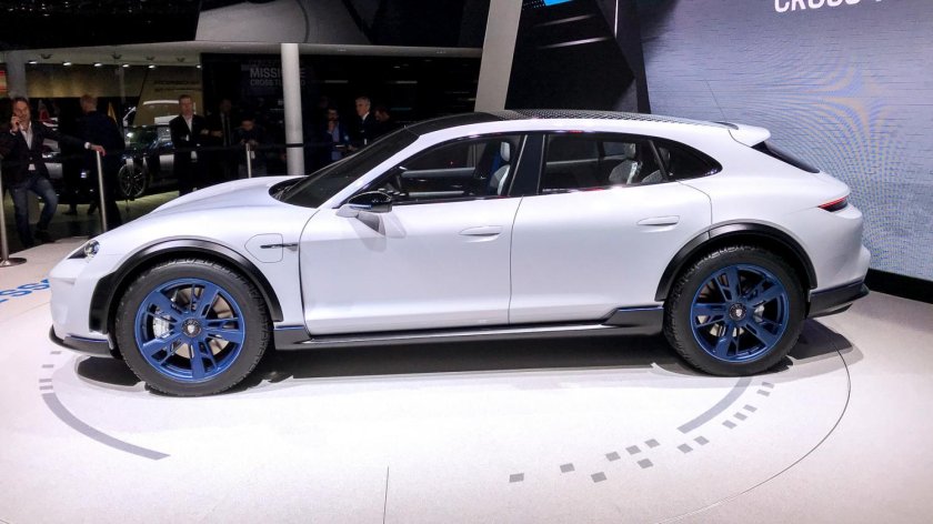 Porsche Mission e Cross Turismo