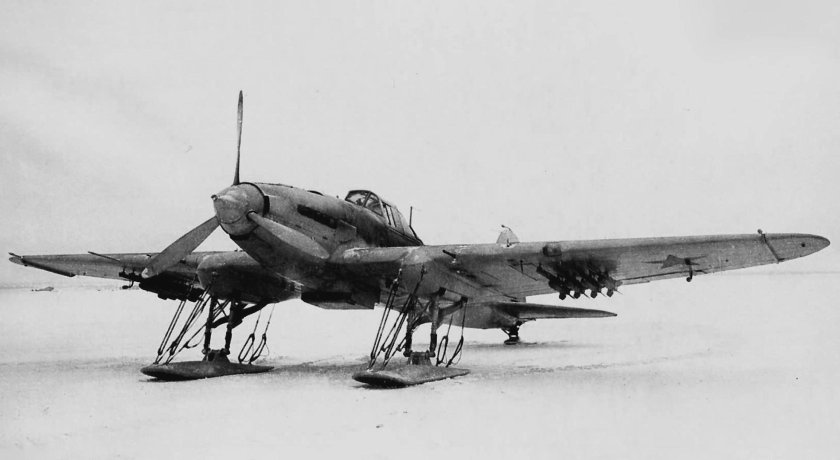 Самолёт ил-2 Штурмовик