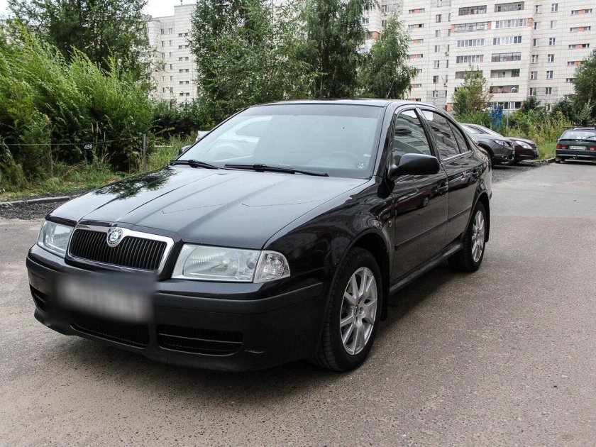 Шкода Октавия 2007 черная