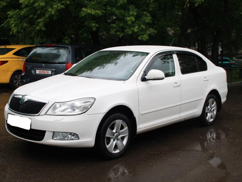 Октавия а5 2012
