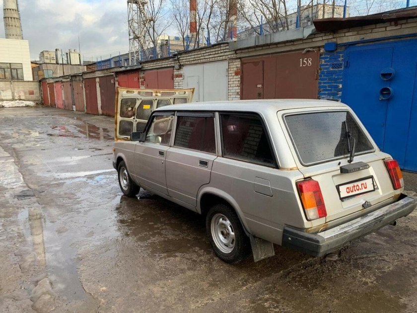 ВАЗ 2104 серебристая