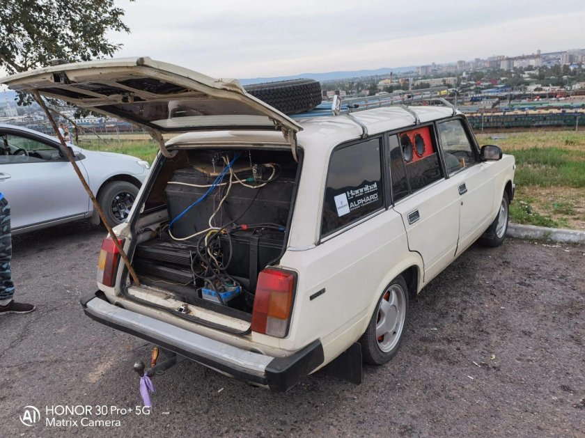 ВАЗ 2104 автозвук