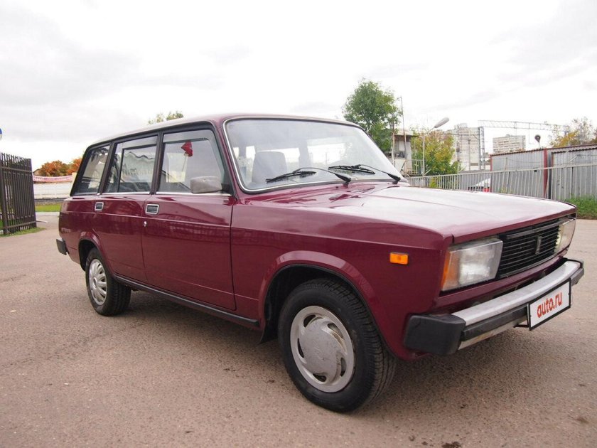 ВАЗ 2104 Вишневая