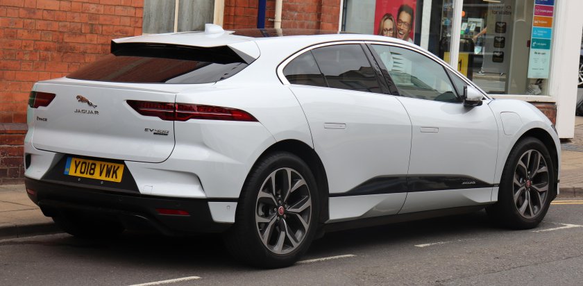 Jaguar i-Pace ev400