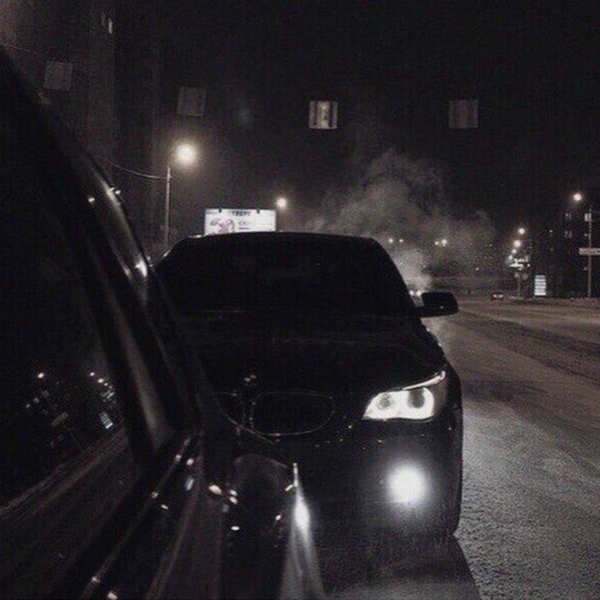 БМВ е60 в темноте