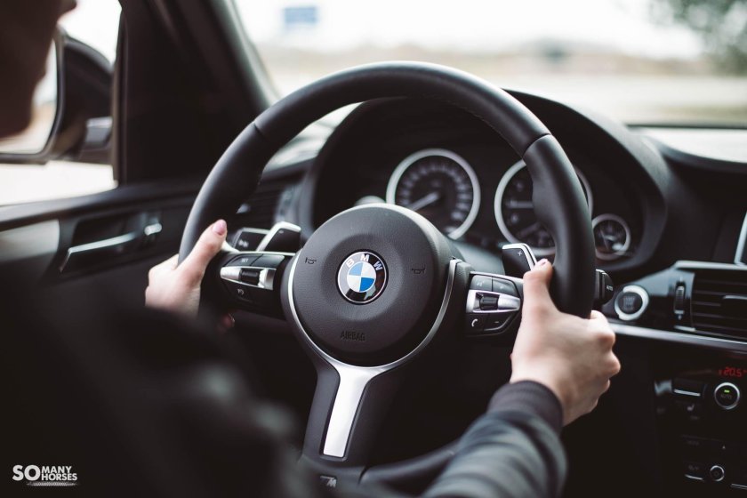 За рулём BMW x7