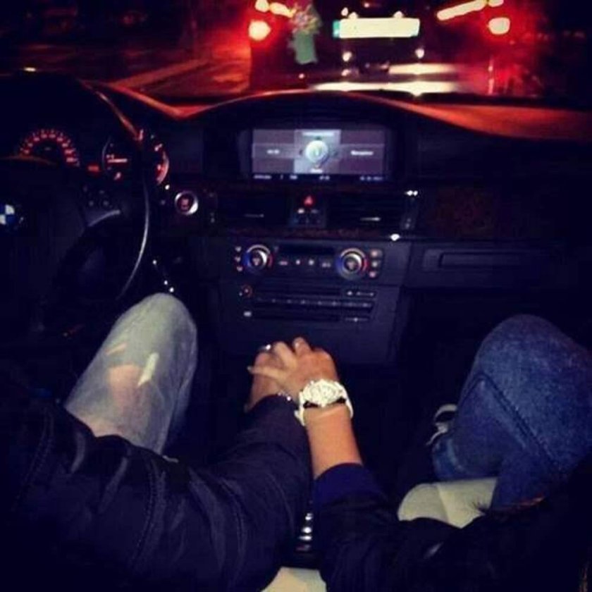 Пара в машине