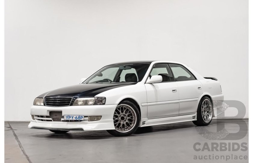 Toyota chaser jzx 100 tourer v
