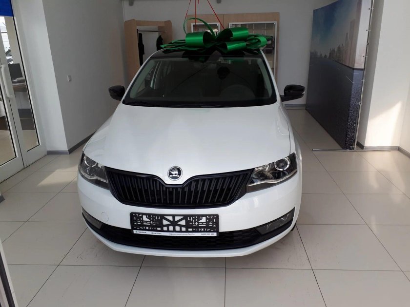 Шкода Рапид 2 черная