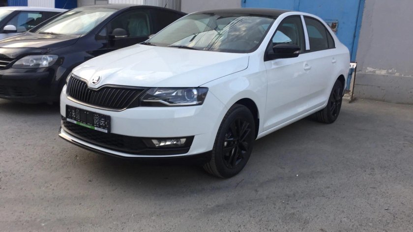 Skoda Rapid 2018 Black Edition
