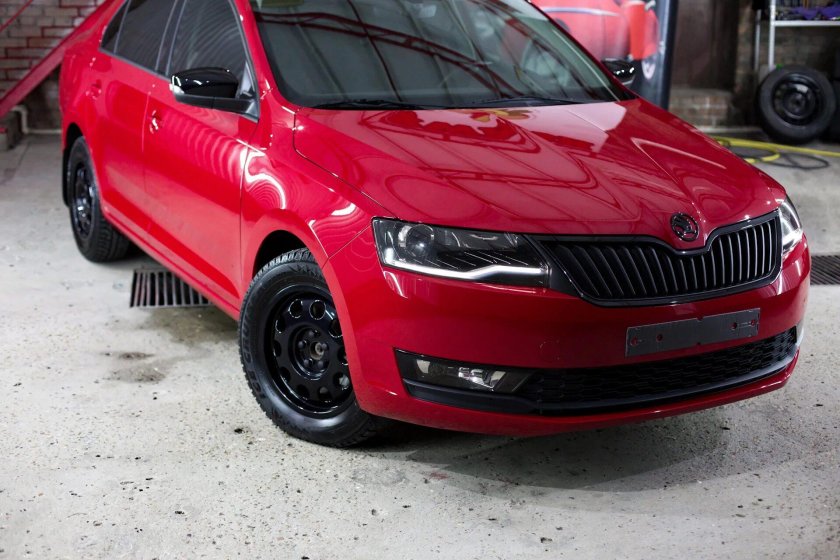 Шкода Рапид Блэк эдишн 2018