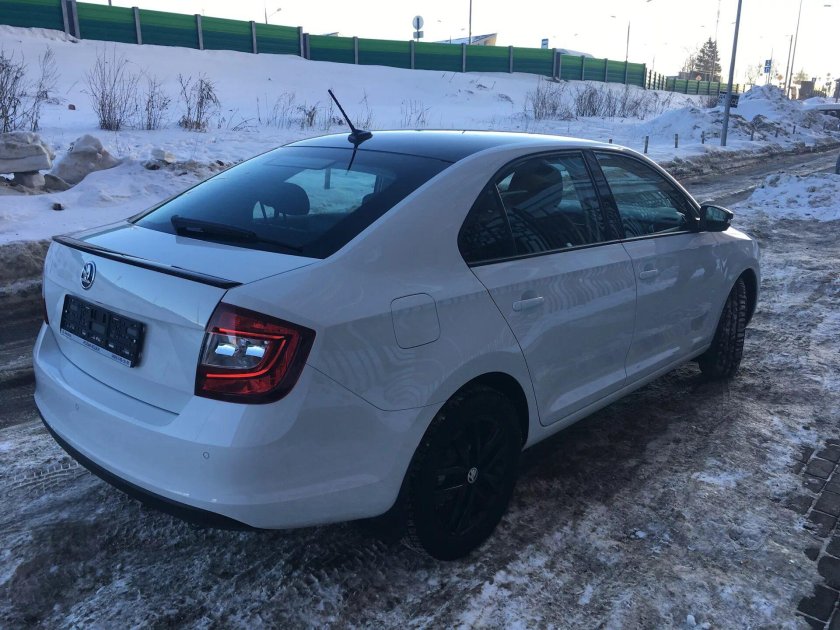 Шкода Рапид 2017 Блэк эдишн