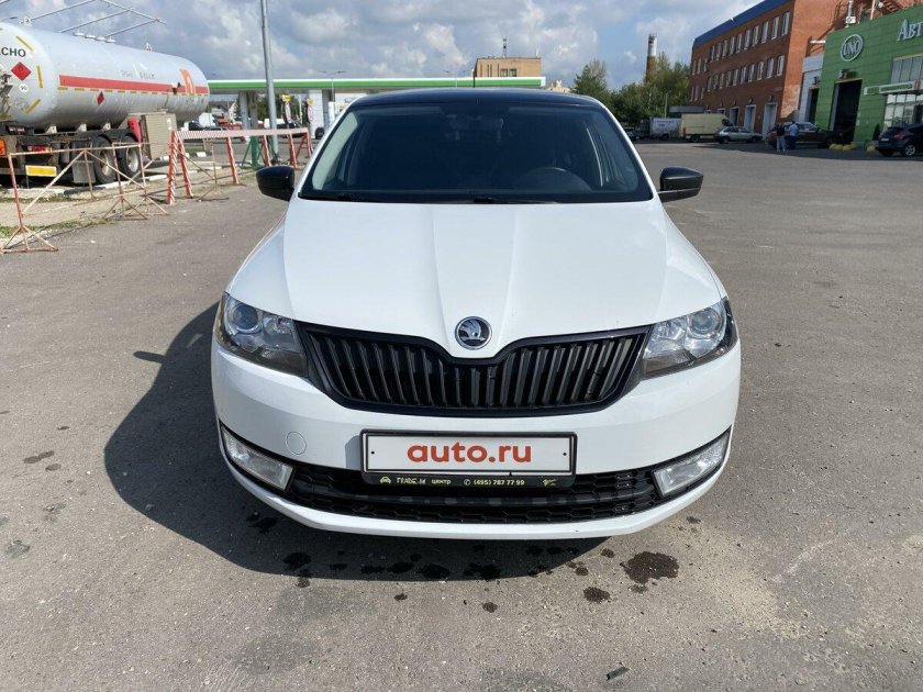 Шкода рапид 2015