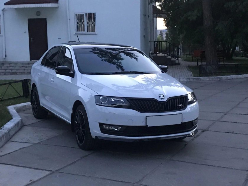 Шкода Рапид 2023