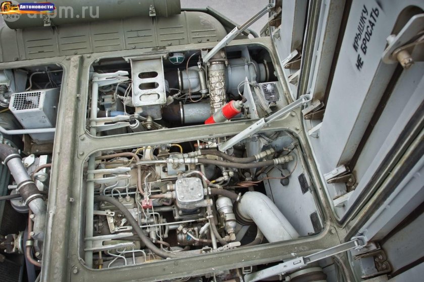 Силовой отсек БТР 80