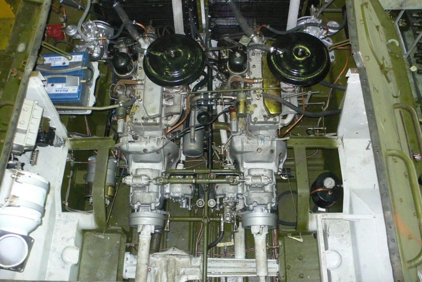 БТР 80 мотор