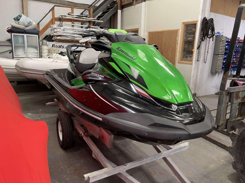 Kawasaki jet ski ultra 310lx