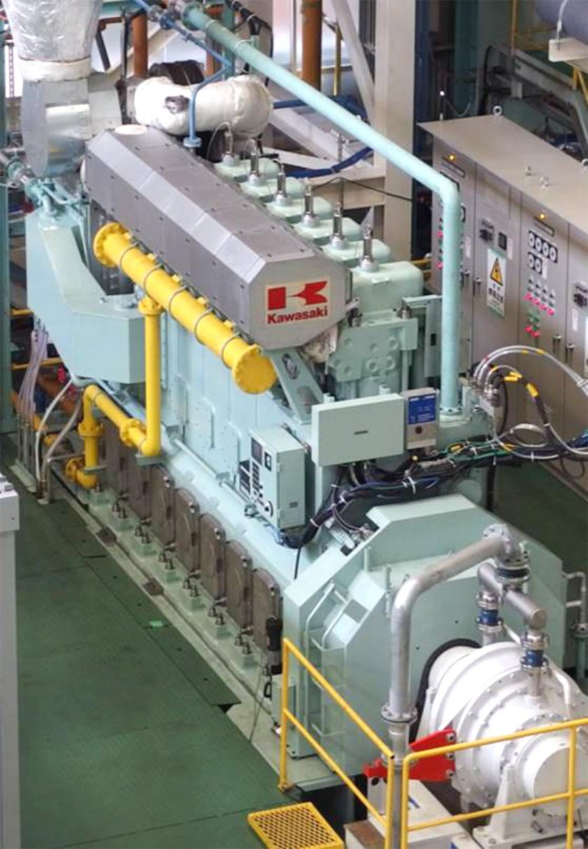 Судовой дизельный двигатель