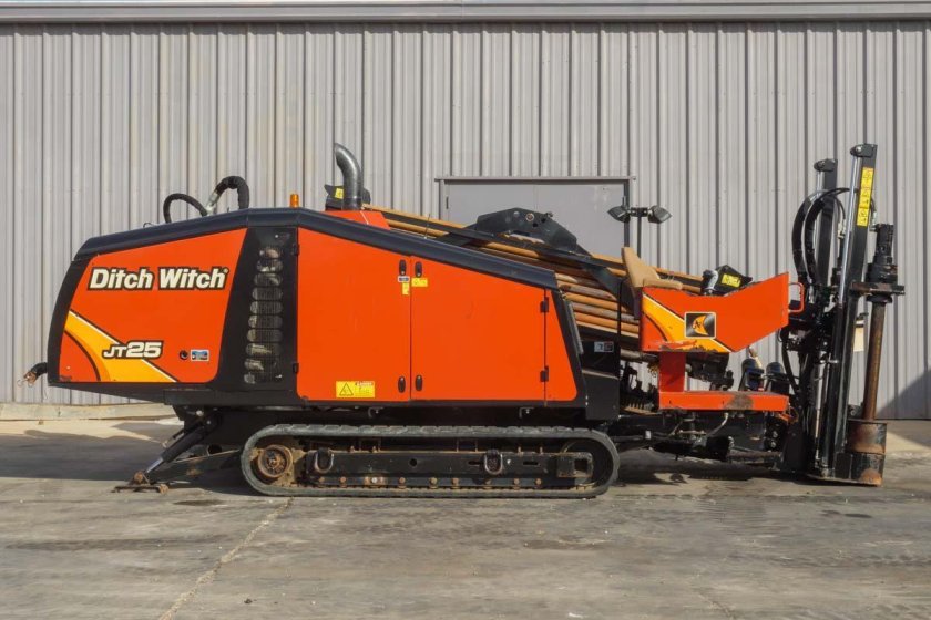 Ditch witch jt100