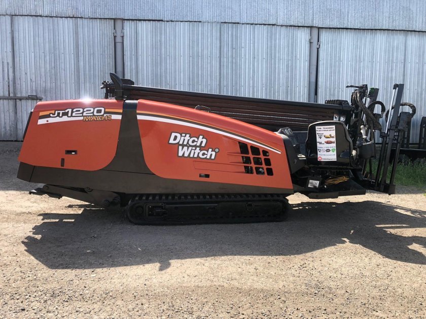 Ditch witch jt2020