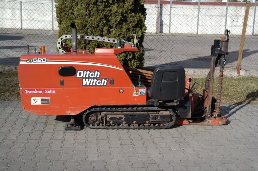Ditch witch jt520