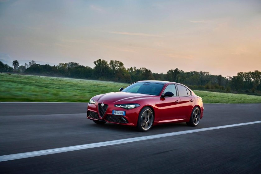 Альфа Ромео Джулия