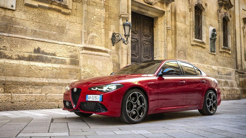 Alfa romeo giulia 2023