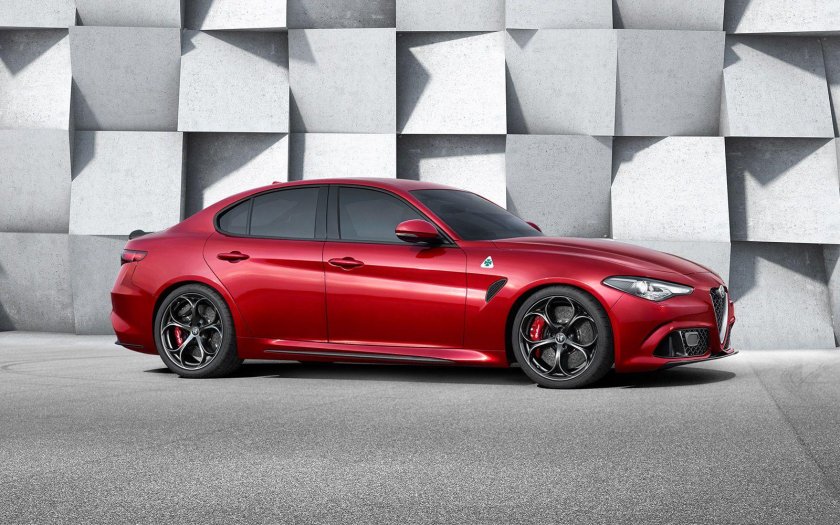 Alfa Romeo Giulia Квадрифолио