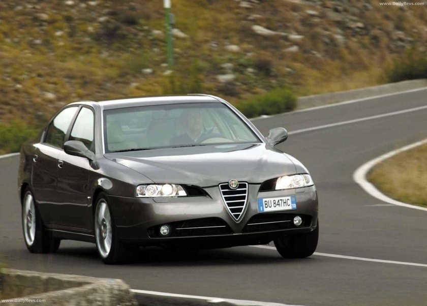 Alfa Romeo 166