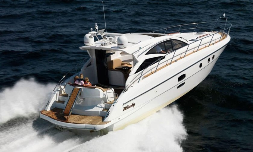 Яхта Тритон