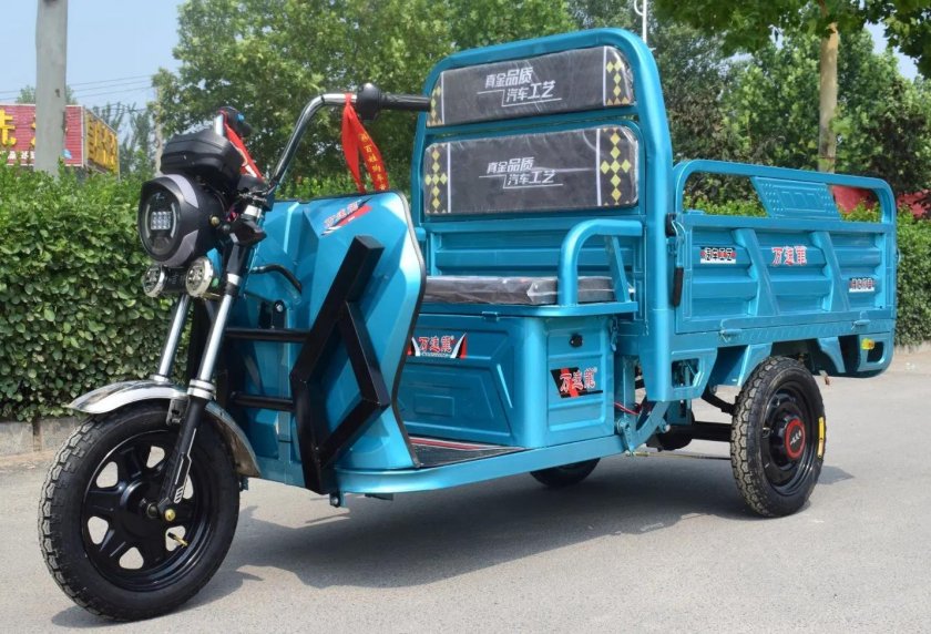 Грузовой электротрицикл rutrike d4 1800