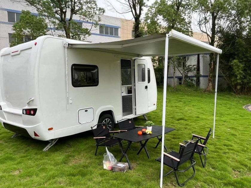 Прицеп для кемпинга