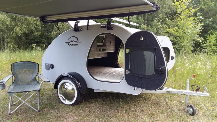 Прицеп автодом piccolo 420