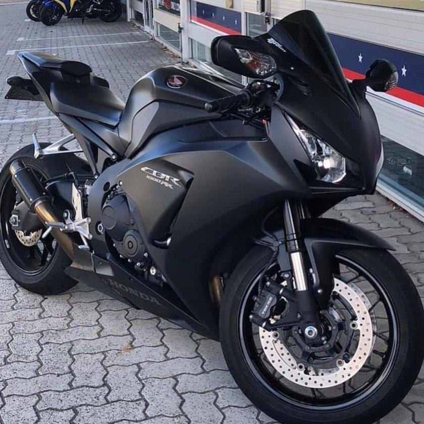 Honda cbr1000rr Fireblade черный