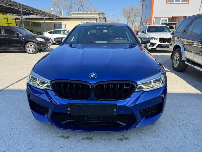 Bmw m5 f90 competition blue