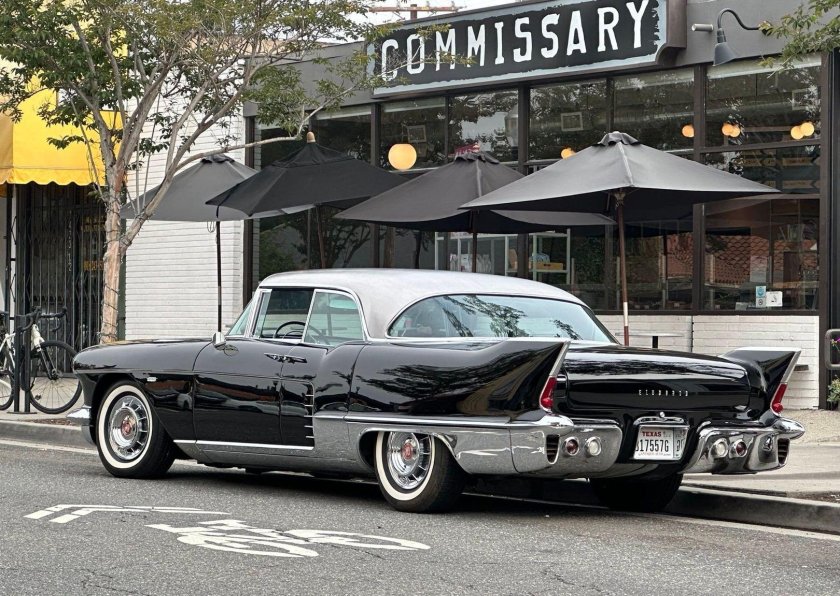 Cadillac eldorado brougham 1957