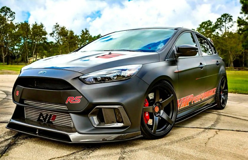 Тюнингованный Ford Focus 3