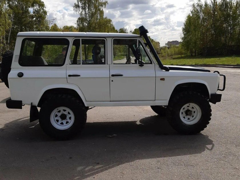 Aro 24 2.7 МТ, 1991