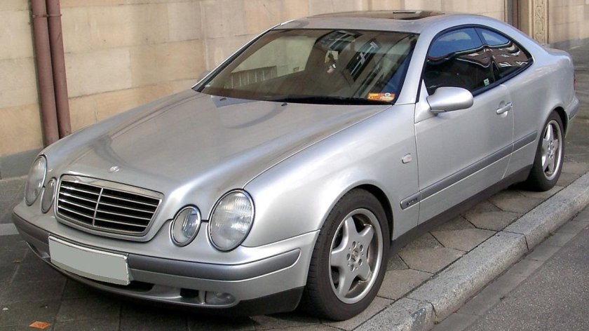Мерседес СЛК 208