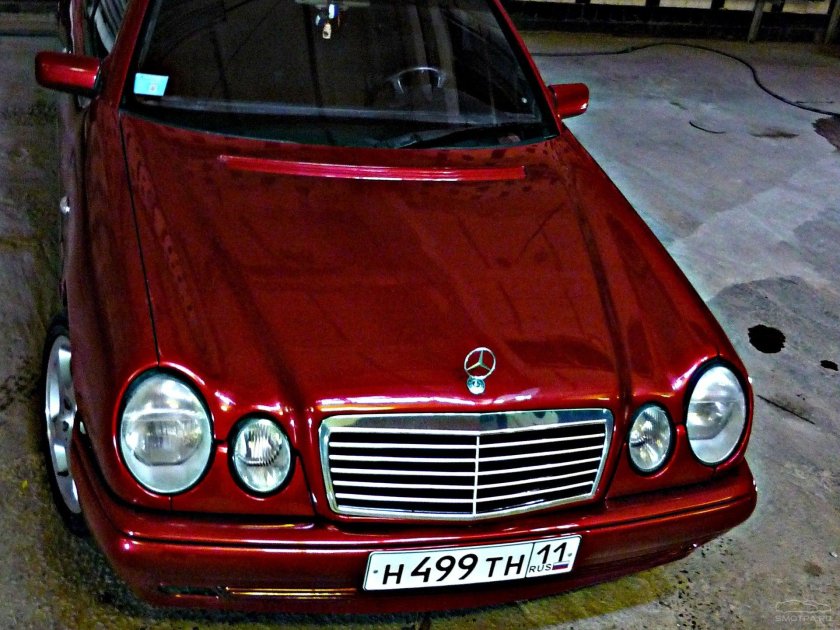 Мерседес w210 красный