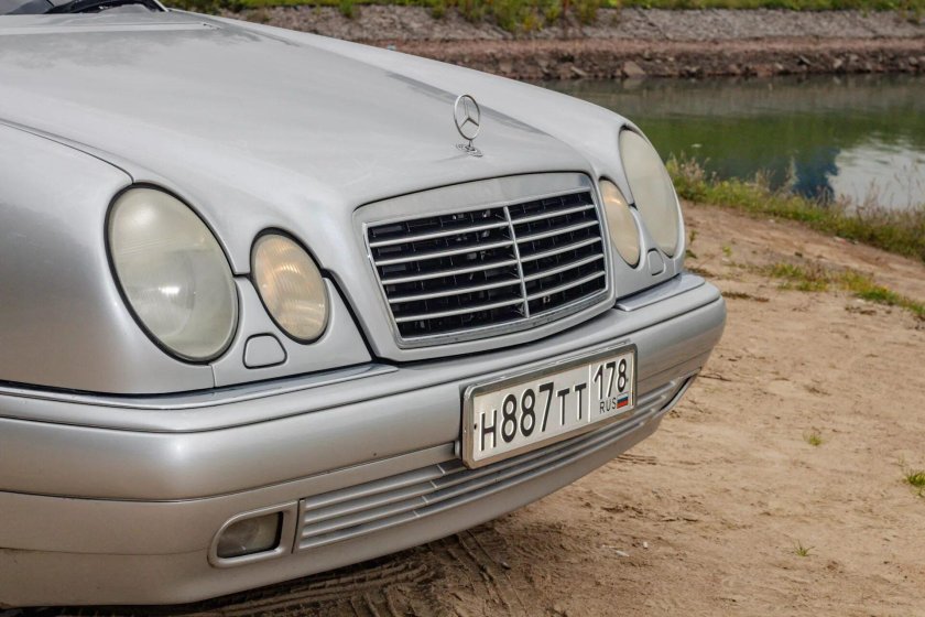 Лупатый Мерседес w210