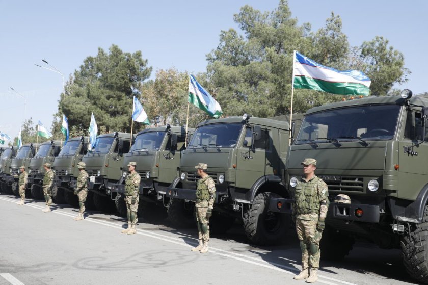 Узбекистон харбий техника