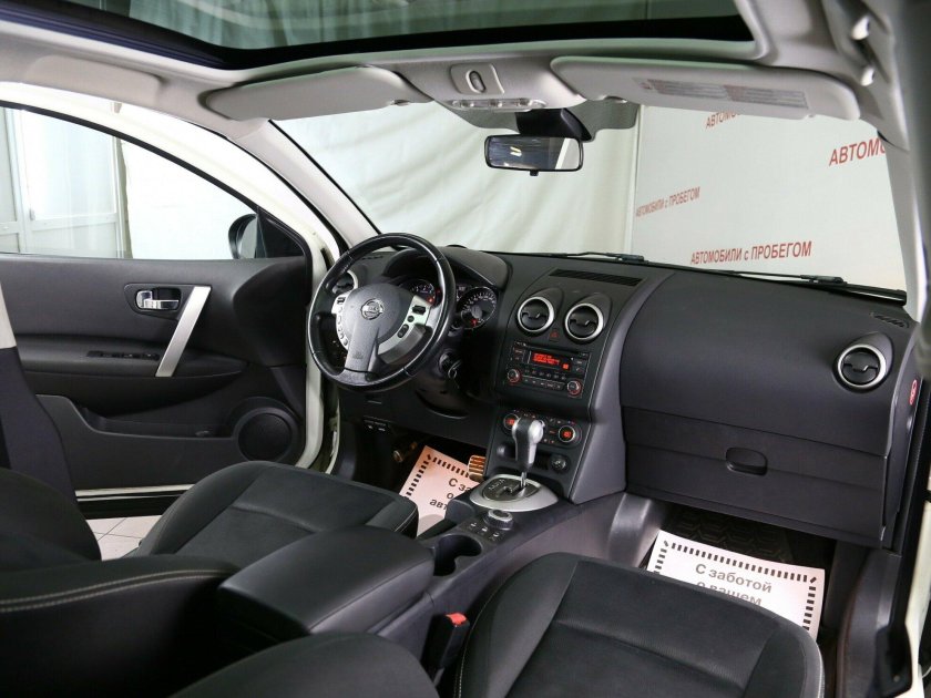 Nissan Qashqai+2 салон