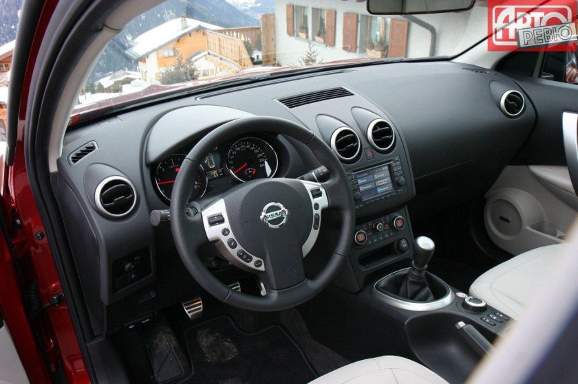 Nissan Qashqai 2010 2.0