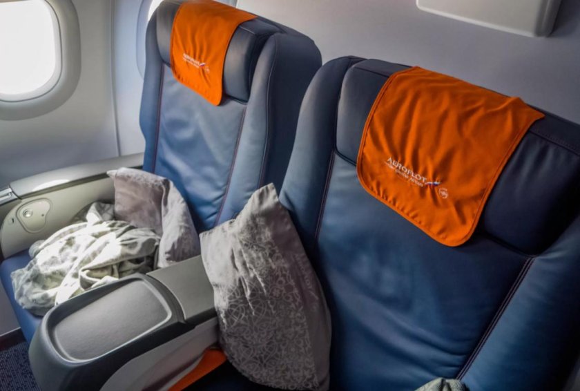 Самолёт Аэробус а320 салон